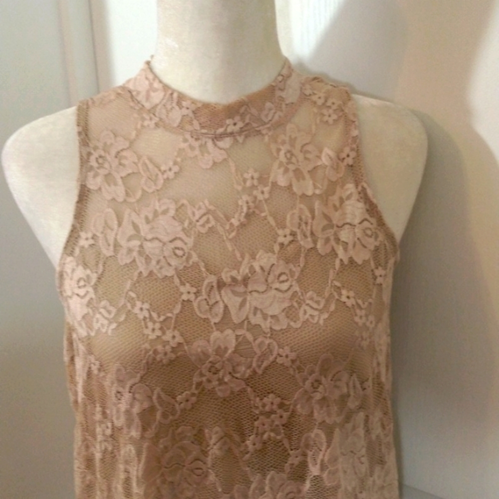 Love Fire Lace Dress - Picture 4 of 6